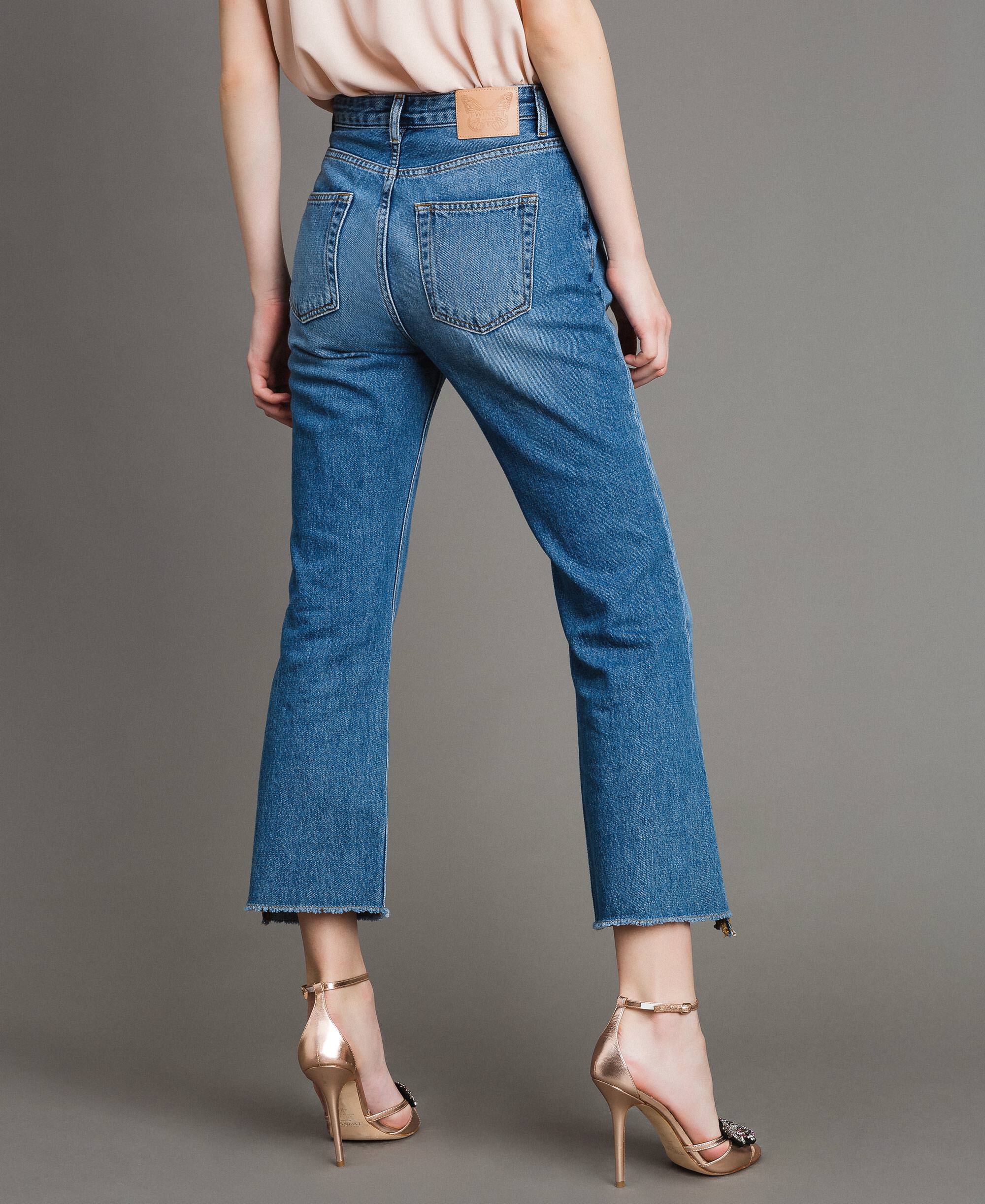 ankle bottom jeans