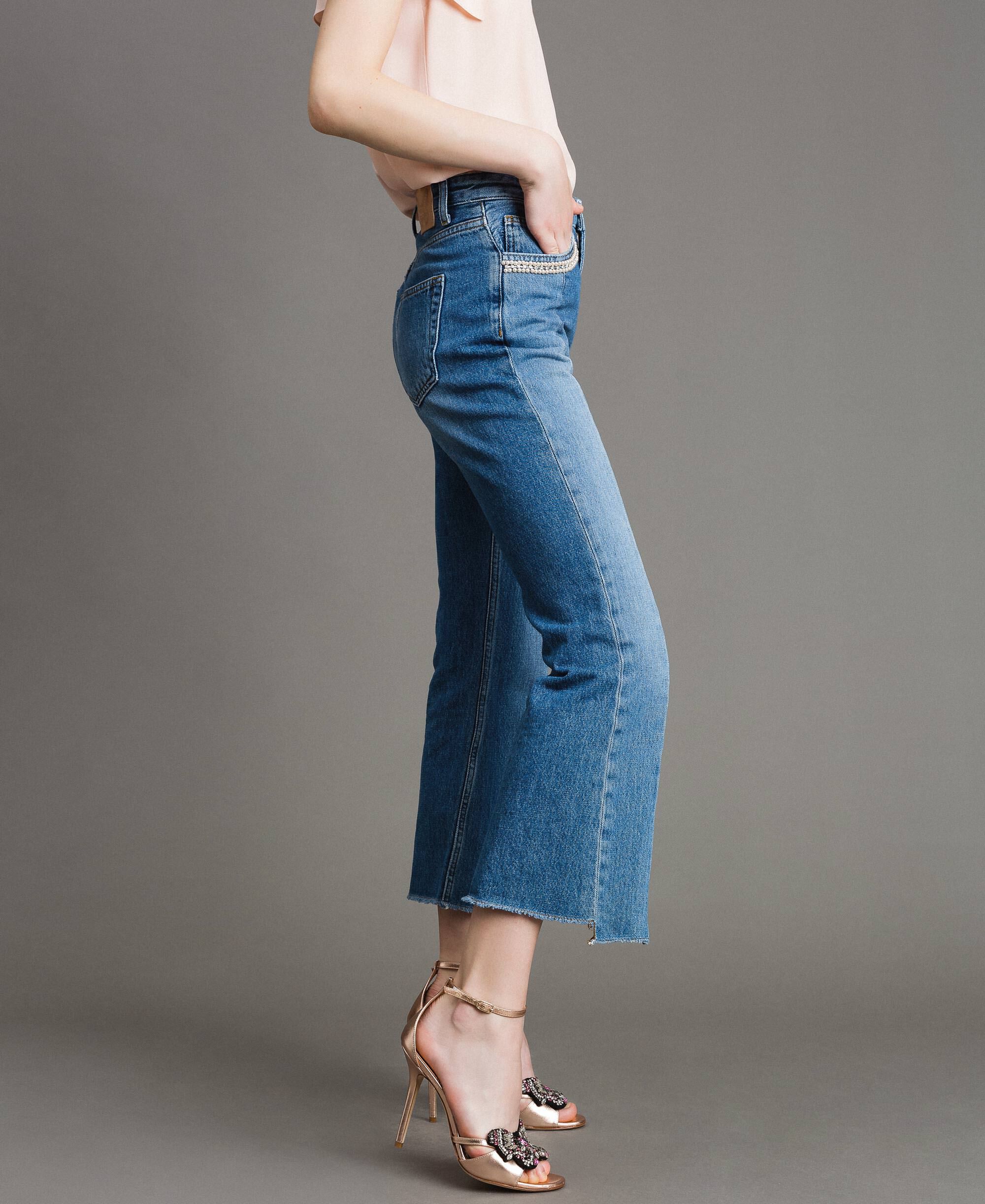 ankle bottom jeans