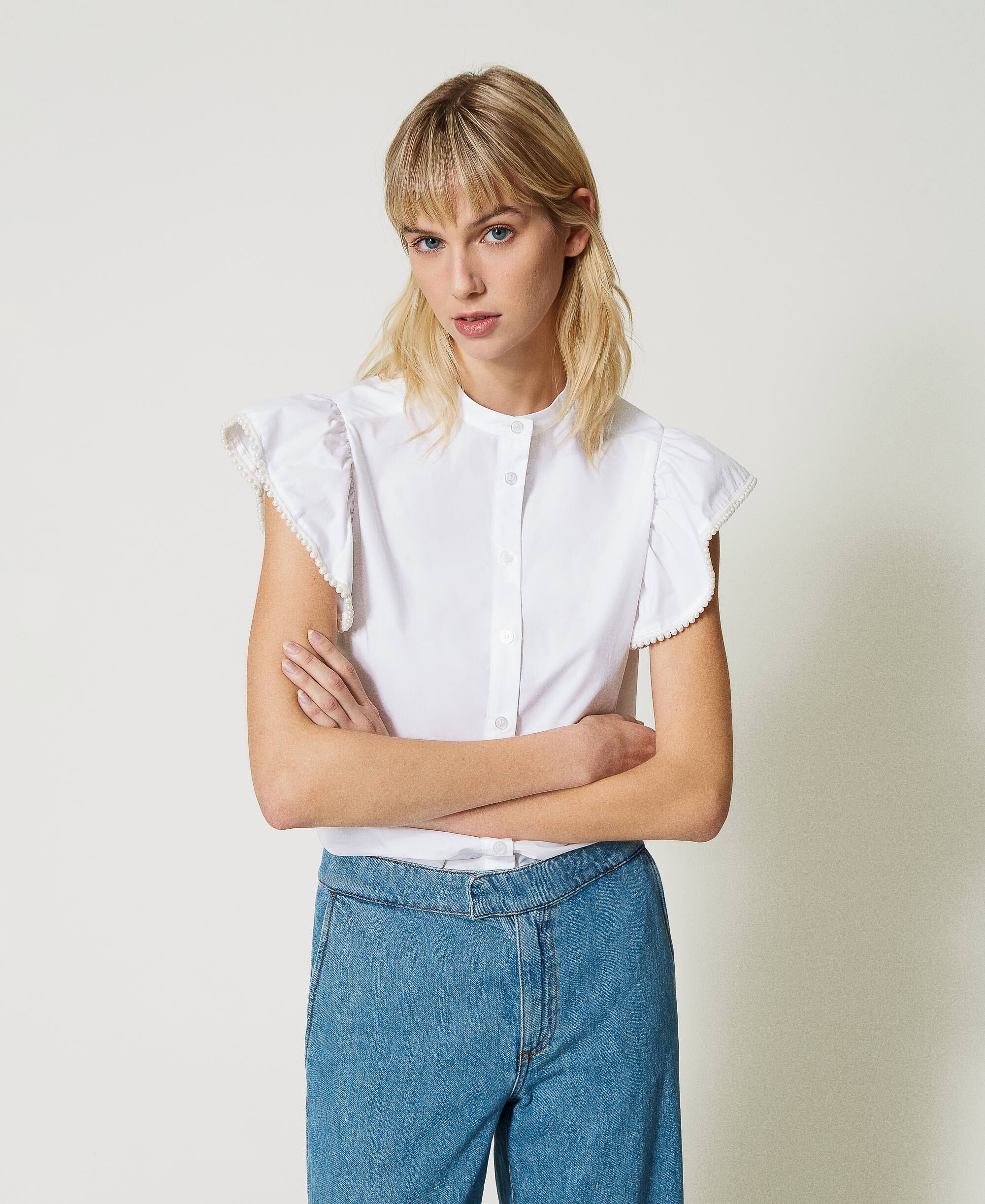 ruffled wing top