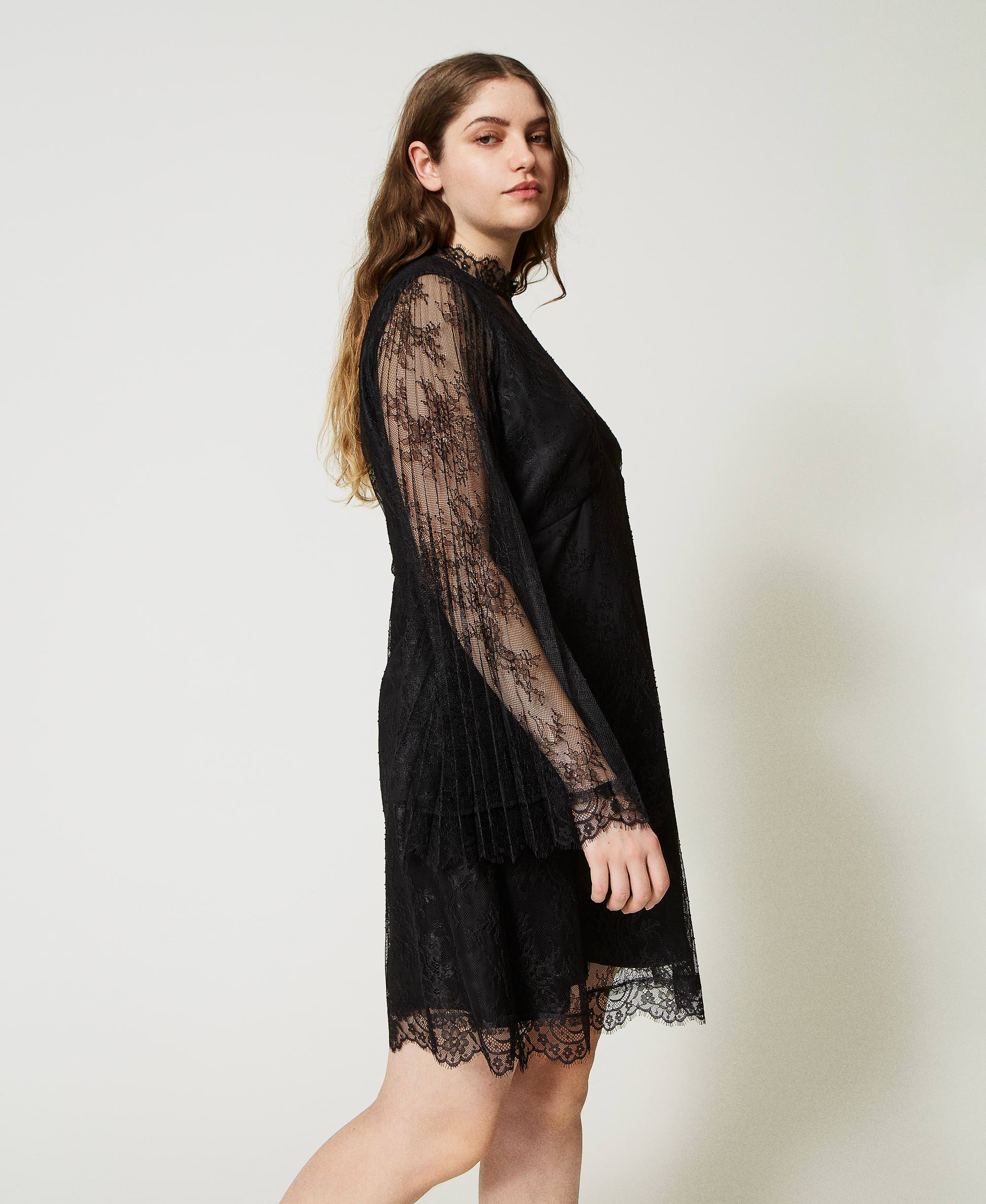 Short pleated lace dress Woman, Black | TWINSET Milano