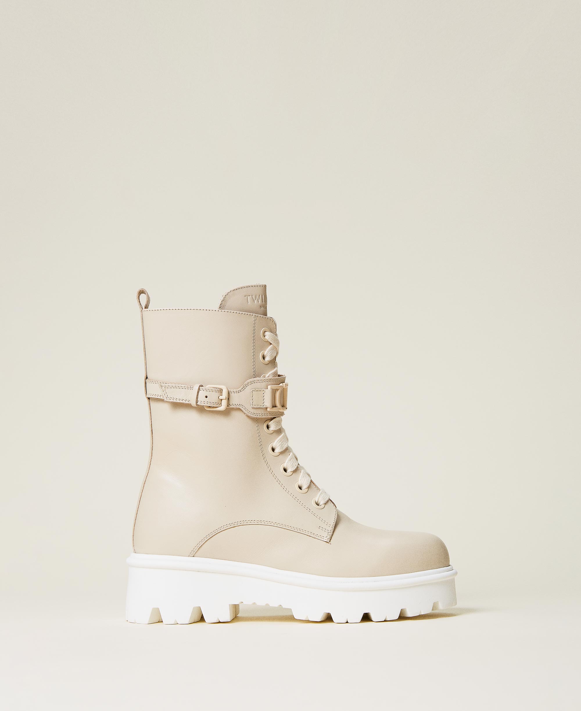 Leather combat boots with Oval T buckle Woman, White | TWINSET Milano