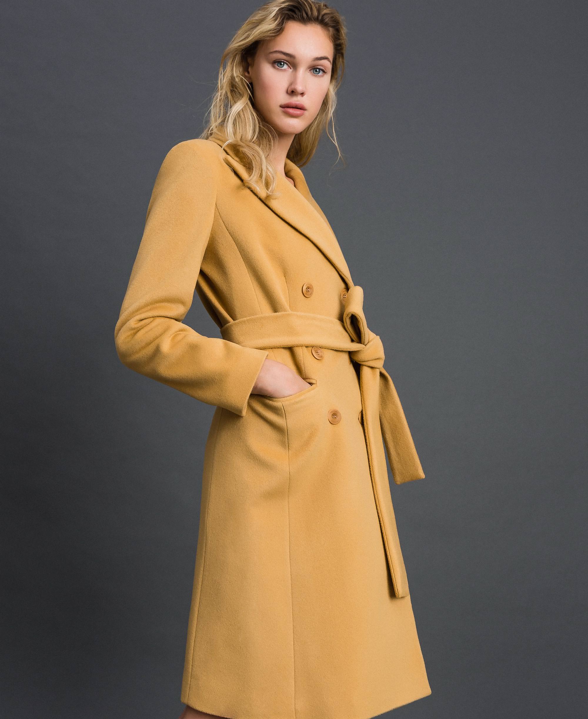 Double breasted wool cloth coat