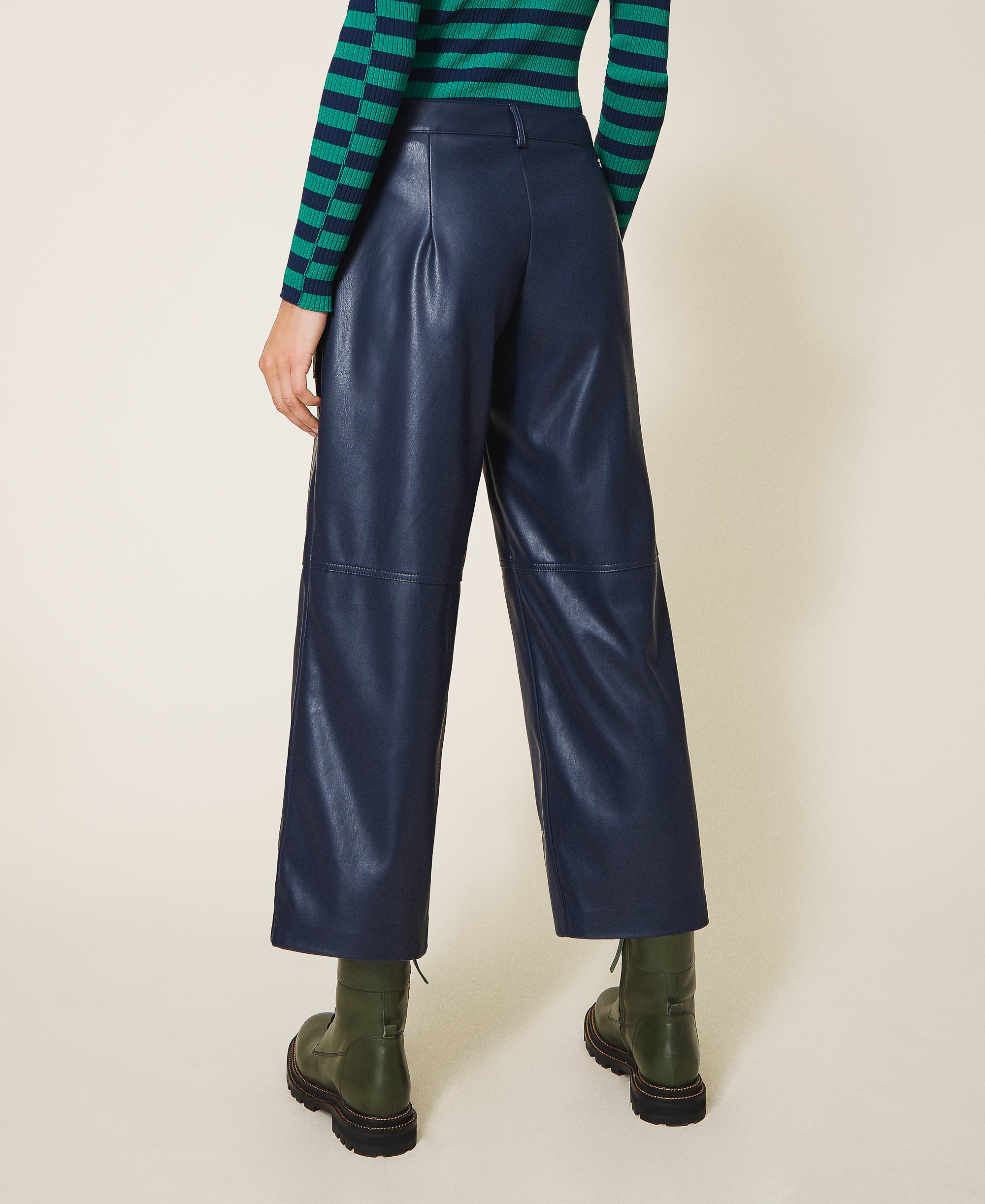 ladies blue cropped trousers