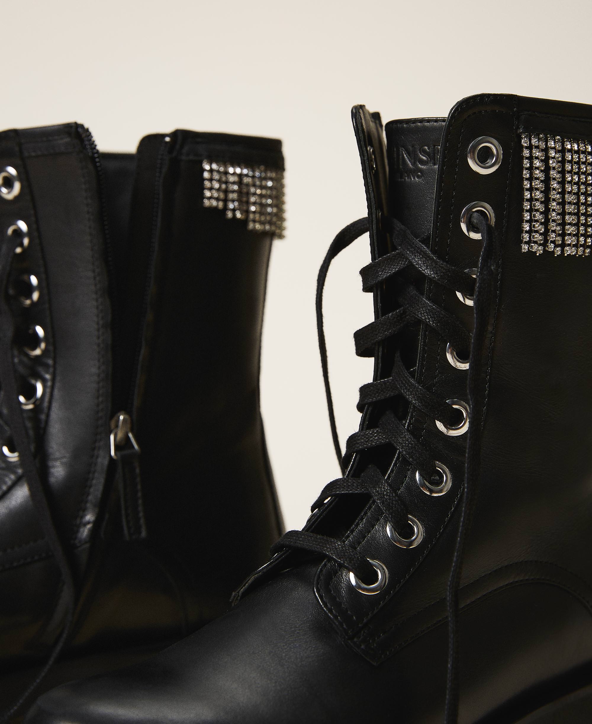 tie combat boots