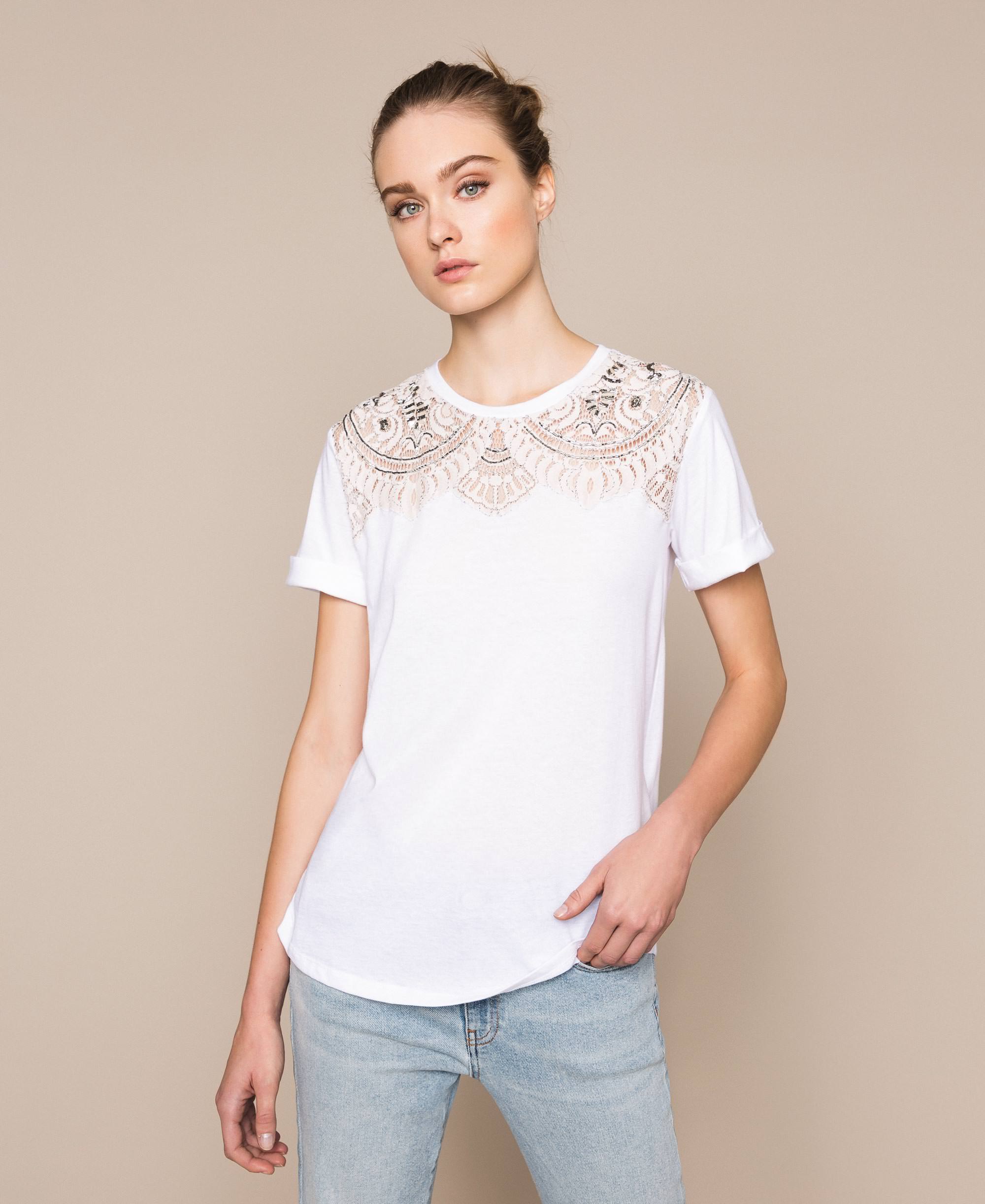 T-shirt with lace and embroidery Woman, White | TWINSET Milano