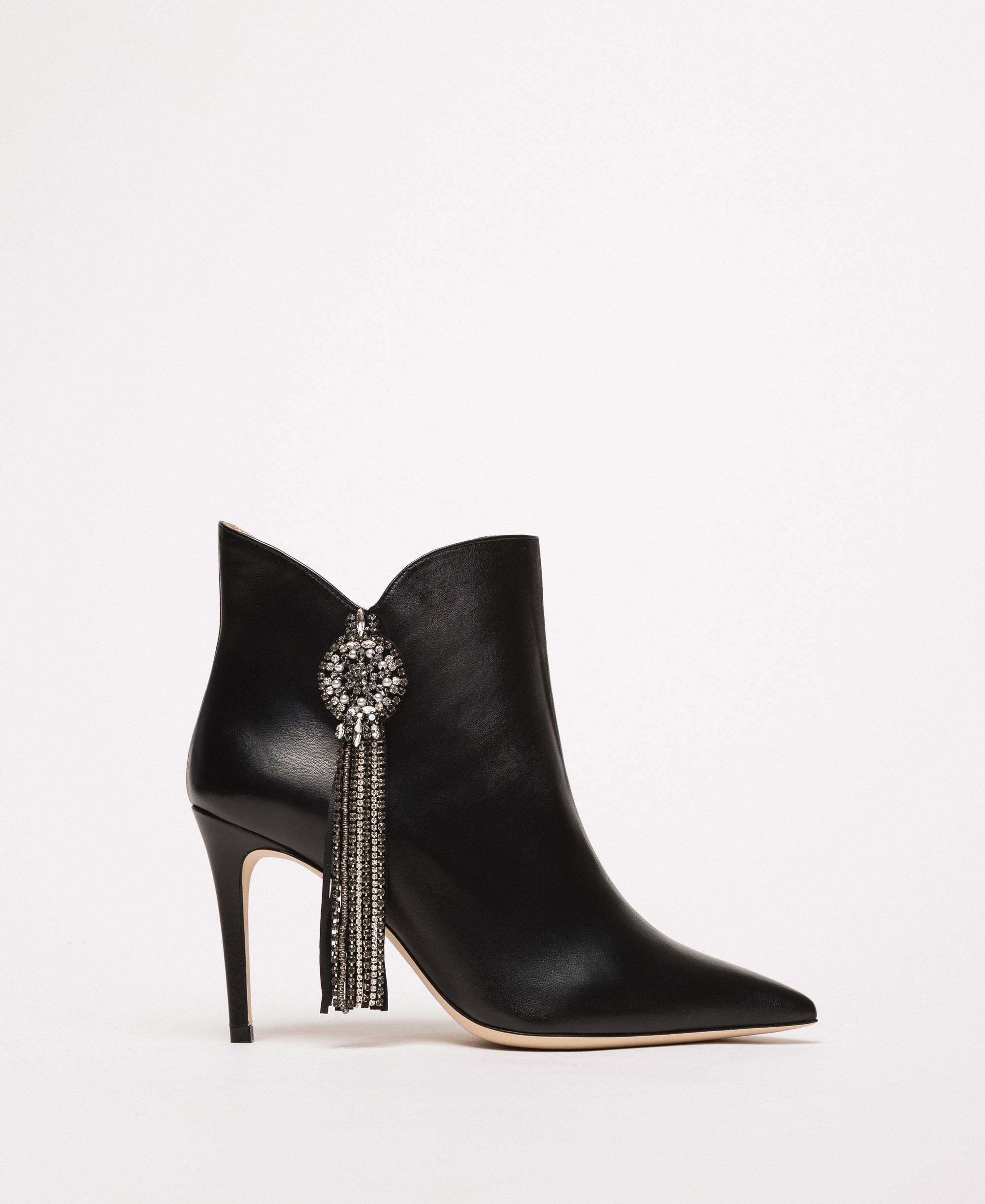 black ankle boots thin heel